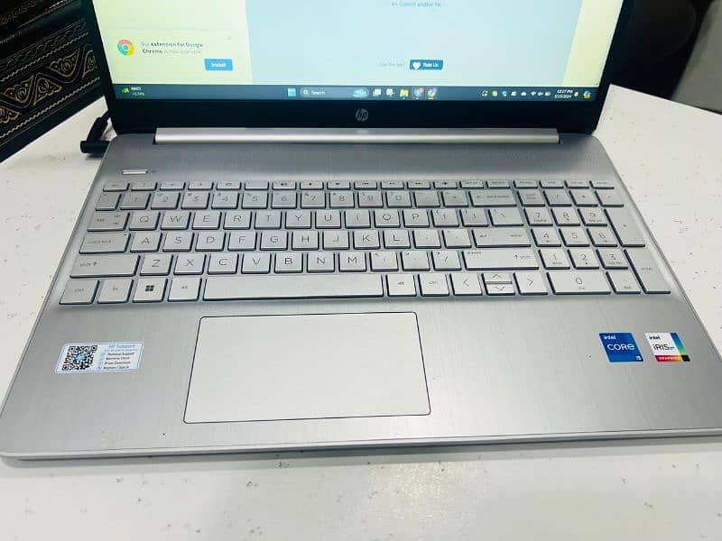 HP laptop for Sale Brand new Just 40 days used 1