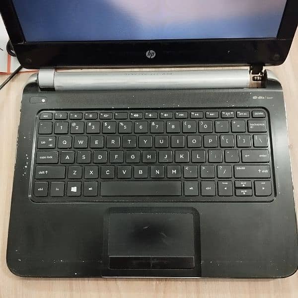 HP 210 G1 Laptop i3 4th Generation 2