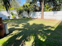 Beautiful Semi Furnished Ground Portion With Big Lawn Only For Diplomats And Foreigners 0