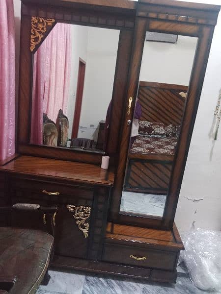 king size bed side table dressing table for sale 1