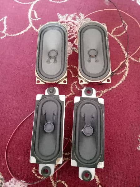 New LG  . Toyota speakers for sale 1