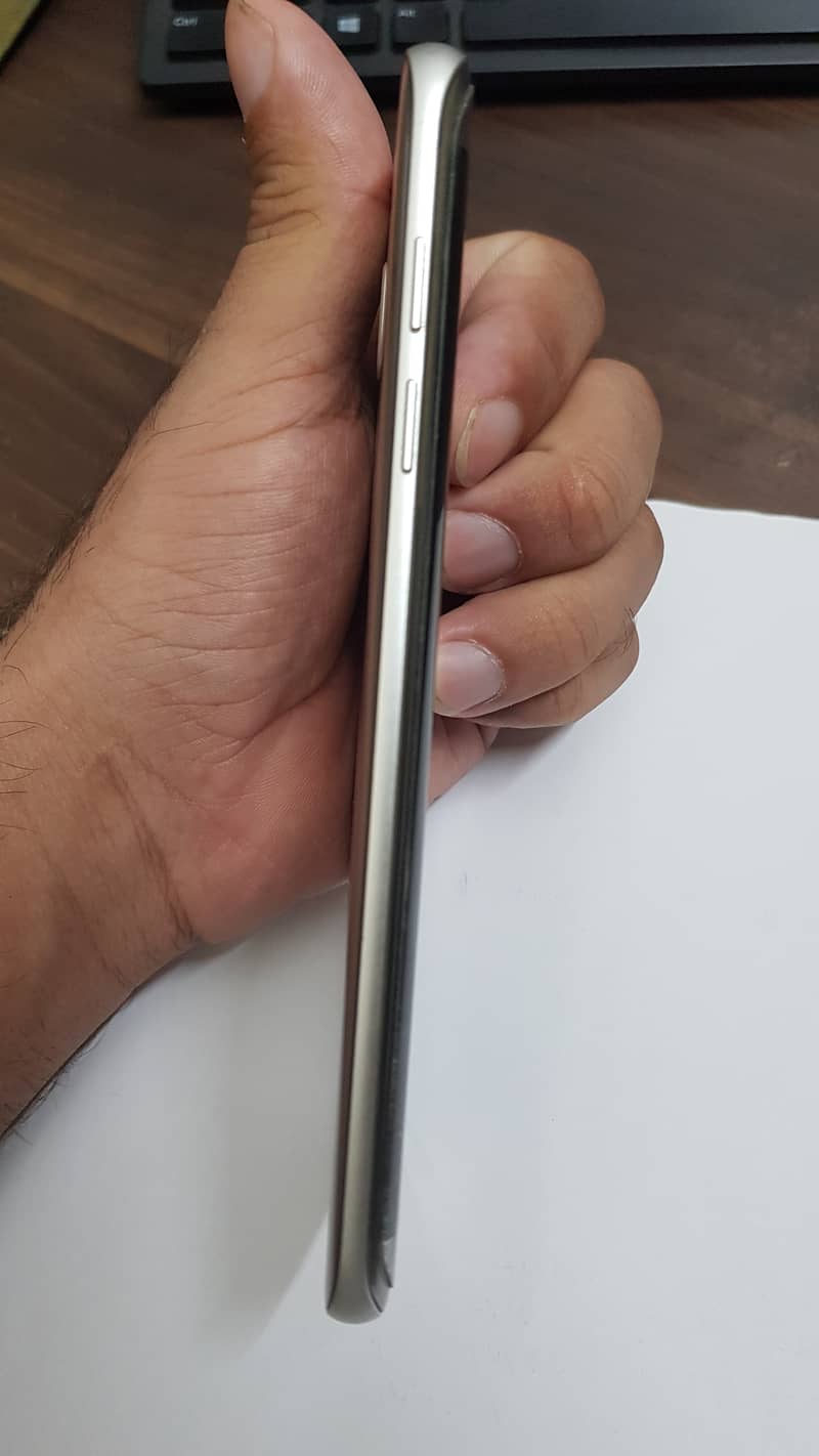 Samsung Galaxy S7 edge (whatsapp 03054610800) 7