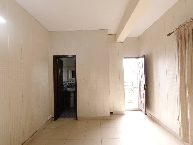 3 Bed Corner Park Facing Apartment On Second Floor Iqbal Arcade In Block A MVHS D-17/2 Available For Urgent Sale 21