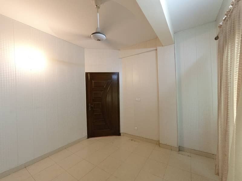 3 Bed Corner Park Facing Apartment On Second Floor Iqbal Arcade In Block A MVHS D-17/2 Available For Urgent Sale 26