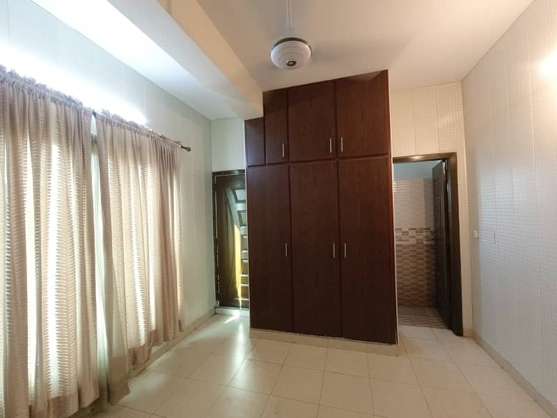 3 Bed Corner Park Facing Apartment On Second Floor Iqbal Arcade In Block A MVHS D-17/2 Available For Urgent Sale 28