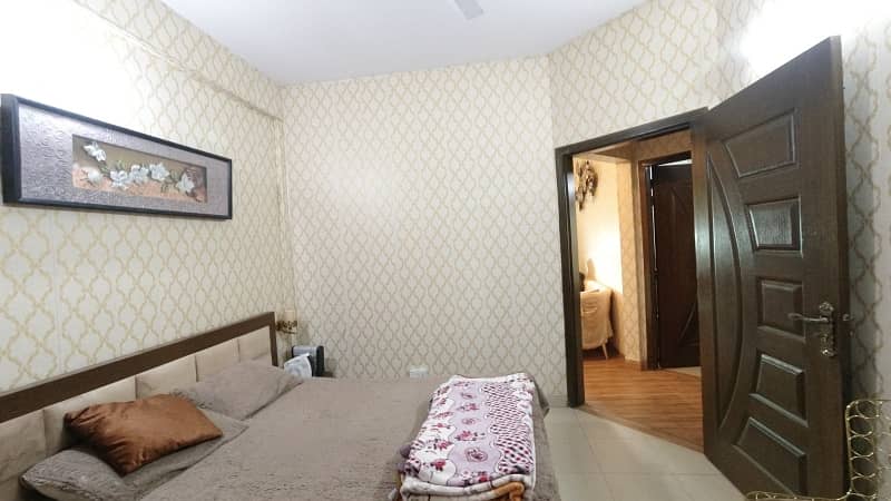 3 Bed Appartment available for urgent sale 4