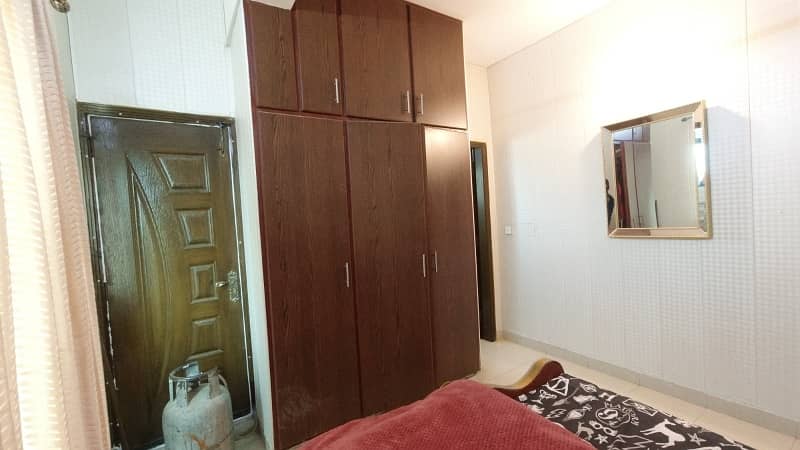 3 Bed Appartment available for urgent sale 22