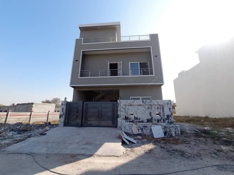 5 Marla House Available For Sale In E-18 Gulshan-E-Sehat 1 0
