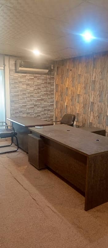 Fully Furnished Office Availabe In Barkat Market At Best Location 0