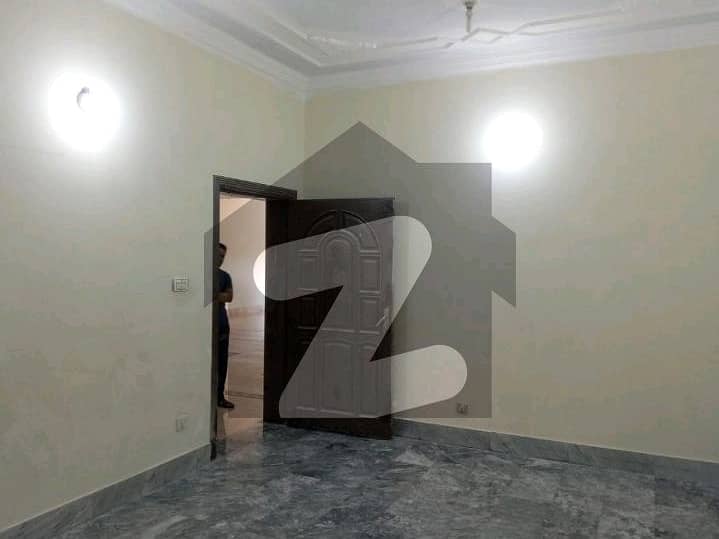 A House Of 3200 Square Feet In Rs 350000 6