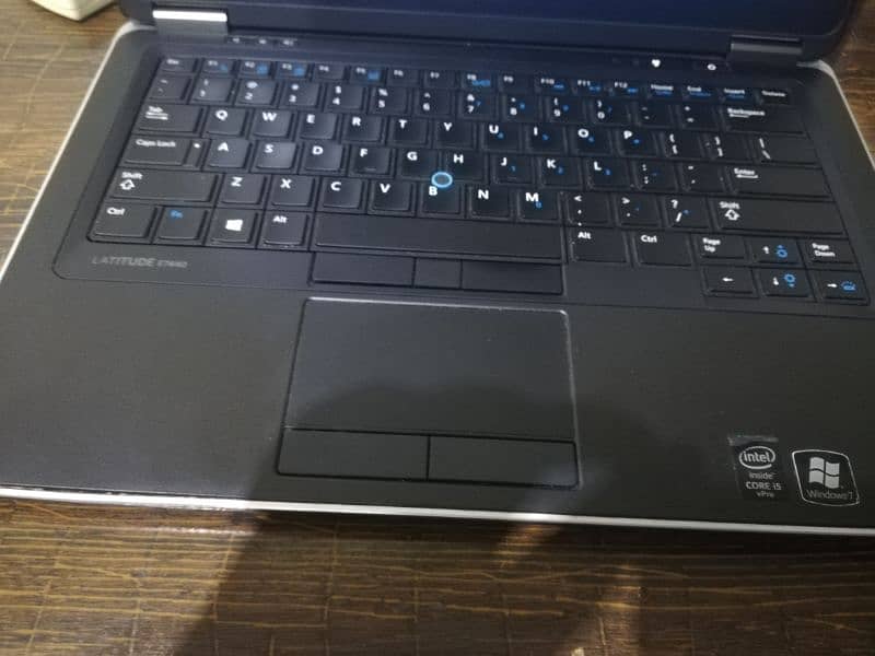 Labtop E7440 in Good condition for sale 3