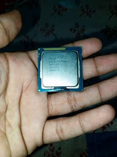 Intel core i5 3470 with stock cooler 0