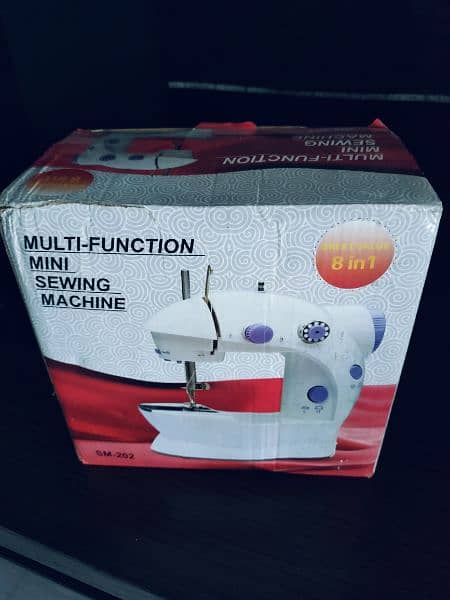 sewing machine. . in good condition new 1