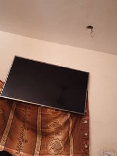 lg led for sale good condition