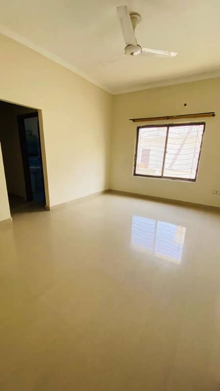 One Kanal Beautiful House Available For Rent In Paf Falcon Complex Gulberg Lahore 8