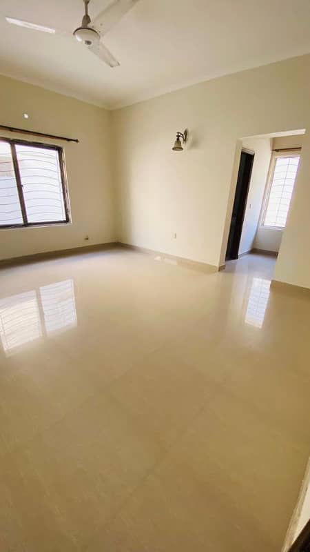One Kanal Beautiful House Available For Rent In Paf Falcon Complex Gulberg Lahore 17
