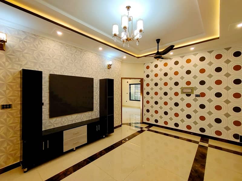 10 Marla Most Elegant House For Rent in Bahria Town Phase 8 9