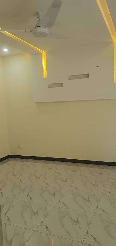 1 Kanal Double Unit House With Gas Available For Rent DHA1 14