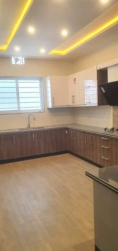1 Kanal Double Unit House With Gas Available For Rent DHA1 18