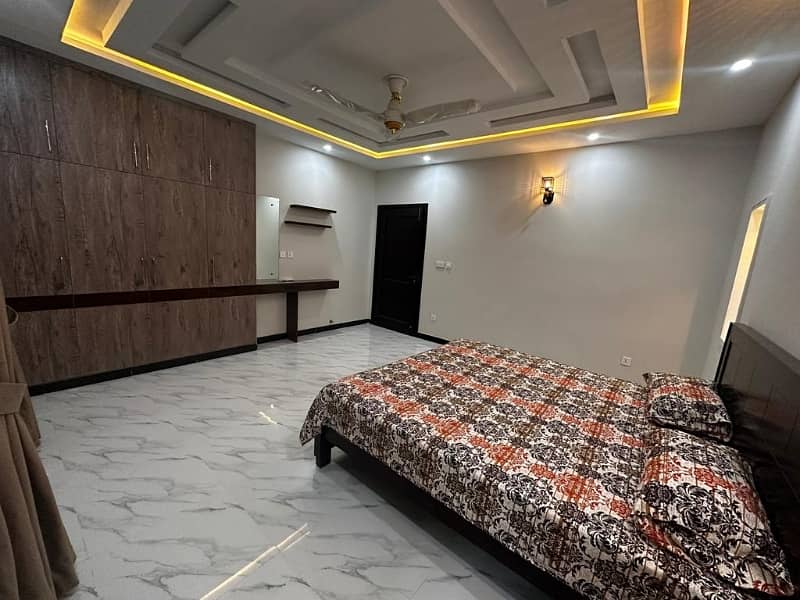 10Marla Fully Furnished House With Updated Decoration For Rent In Bahria Town. 7