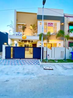 7 Marla Designer Brand New Lush Condition House For Sale in Bahria Town Phase 8 0
