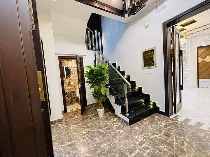 10 Marla House Available For Rent in Bahria Town Phase 8 Rawalpindi 4