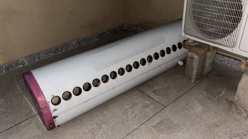solar tank with tubes for immediate sale 4