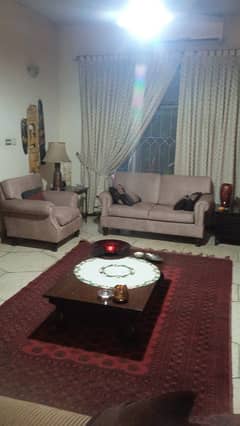 1 Kanal Ideal Location Facing Park Used House For Sale in B Block Model Town Lahore 0