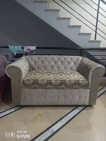 Sofa repair/Chair repair/Sofa maker/Fabric Change Services in karachi 3