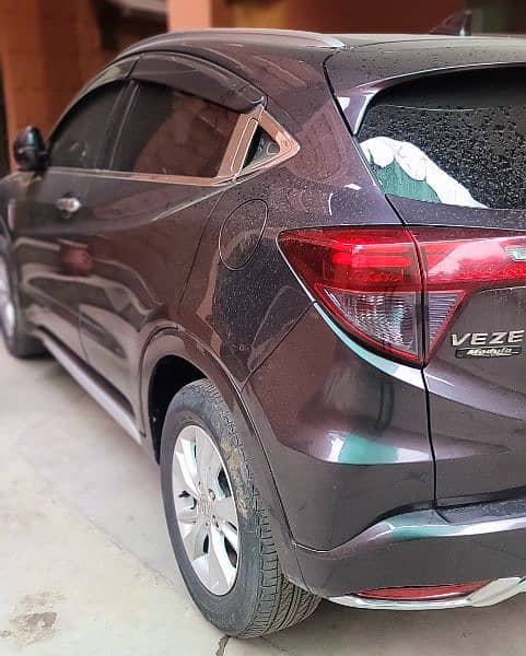 Honda Vezel 2013/17 mint condition 7