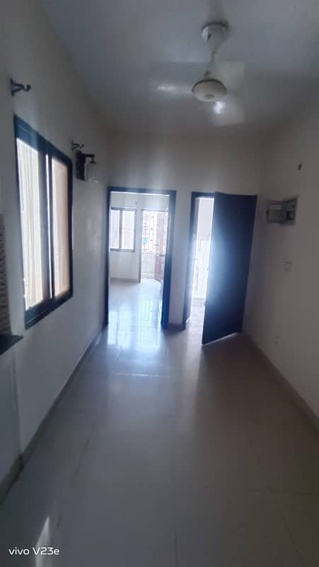 Studio Apartment For Rent 2bedroom with attached bathroom 3rd Floor available small Bukhari Comm 9