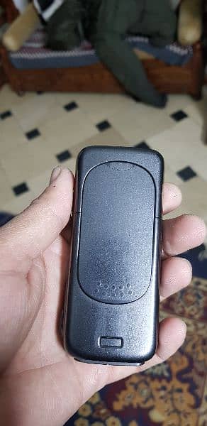 Nokia N73 6