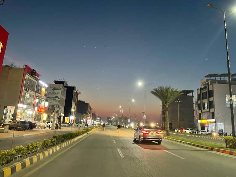 5 Marla Half Paid Plot Nearby Park Available For Sale in Platinum Block Park View City Lahore 2