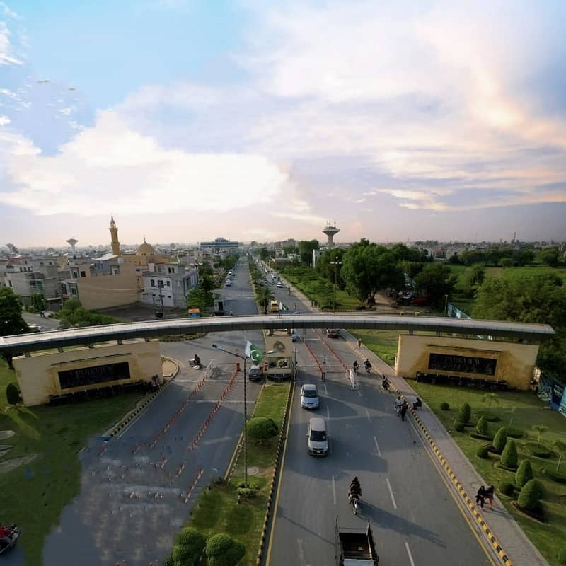 5 Marla Full Possession Paid Near Park Plot For Sale In Crystal Block Park View City Lahore 1