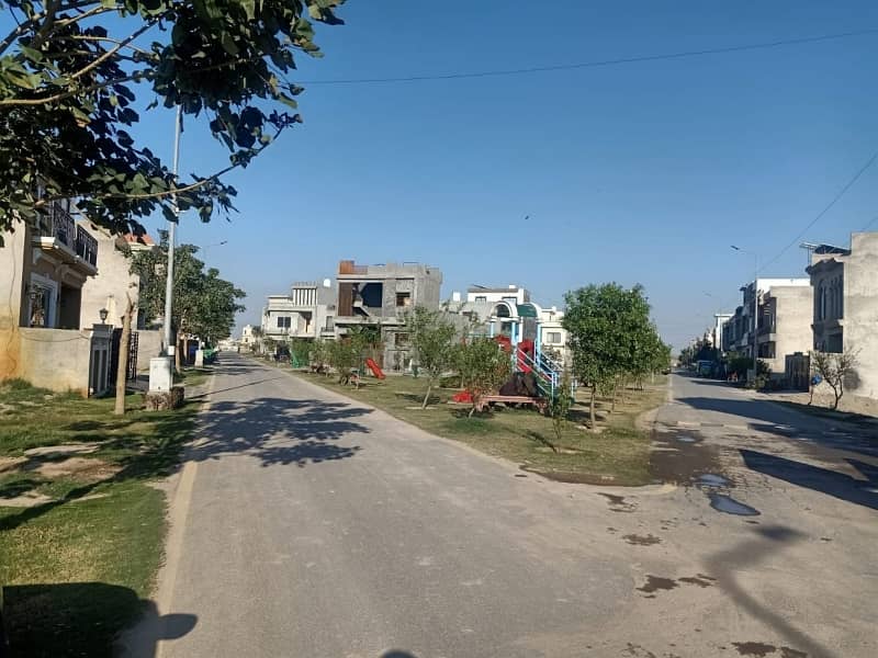 5 Marla Full Possession Paid Near Park Plot For Sale In Crystal Block Park View City Lahore 3