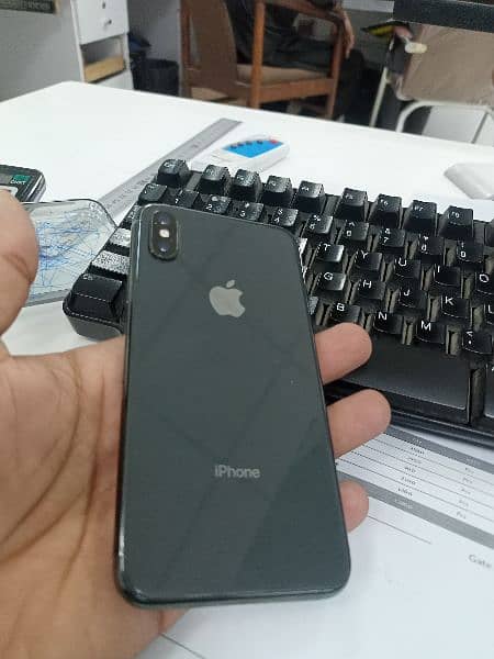 Iphone X  256 GB black . 3