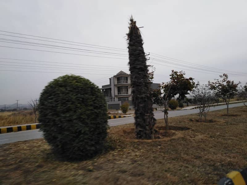 1 Kanal Residential Plot For Sale. AWT D-18 Islamabad. 5