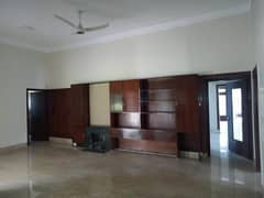 Get A 3 Kanal House For Rent In Cantt
