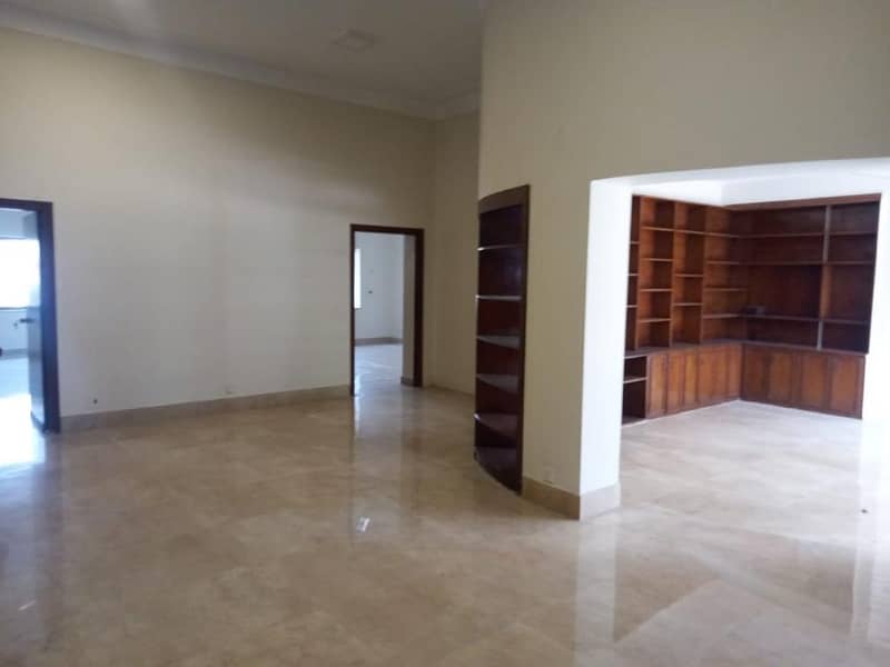 Get A 3 Kanal House For Rent In Cantt 8