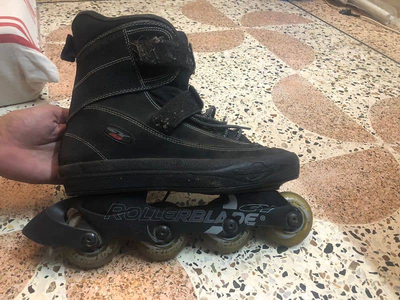 Rollerblade Skates Italy Imported 3