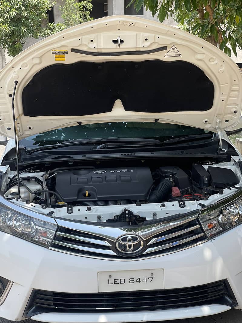 Toyota Corolla Altis CVT-i 1.8 2017 9