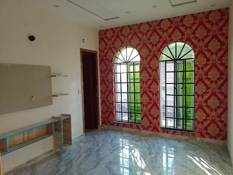 5 MARLA BRAND-NEW HOUSE FOR SALE IN NASHEMAN IQBAL PHASE 2 8
