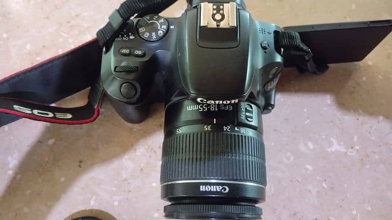 DSLR camera Canon 200d  with kit lens 4