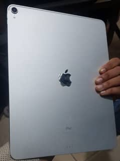 Apple iPad Pro 3rd Gen 0