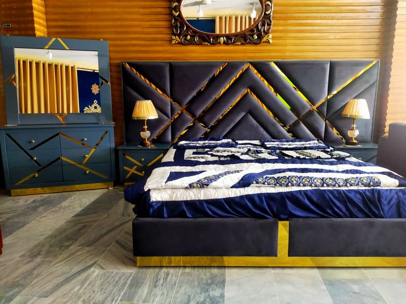 King Size bed/Brass bed/velvet bed/side table/dressing table/furniture 17