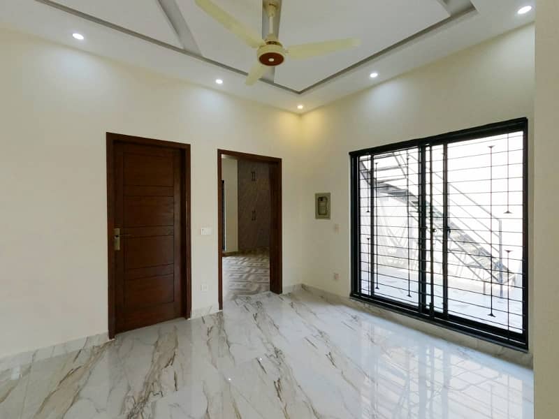 In Paragon City - Imperial 2 Block 5 Marla House For sale 15