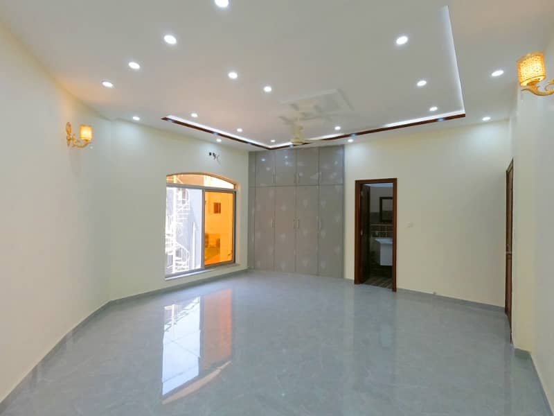 Ideal House In Lahore Available For Rs. 69000000 23