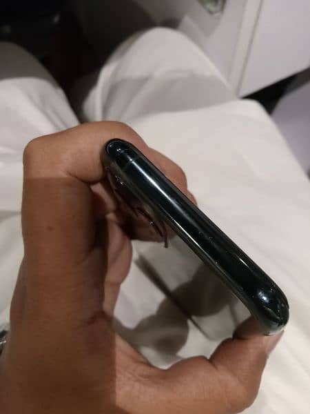 iPhone 11 pro PTA approve 3