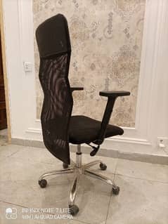 2 Double lever Executive Black chair