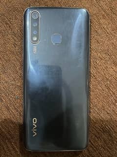 Vivo y19 4/128 gb with original box and charger